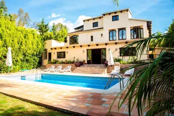 Villa en Marbella - M116136