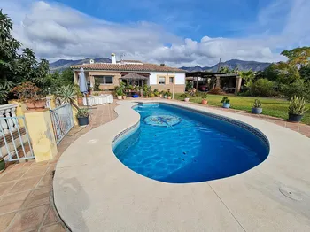 Finca / Country Home in Mijas Golf - M123039