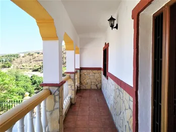 Villa pareada in Benamargosa - M175822