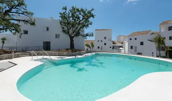 Apartment in Altos de los Monteros - M191524