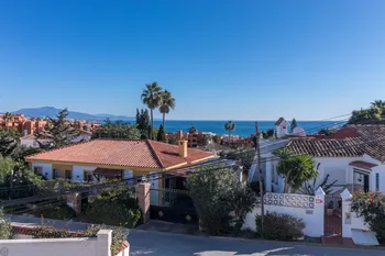 Villa en Estepona - M194534