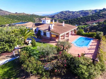 Finca / Propiedad rural en Coín - M202654