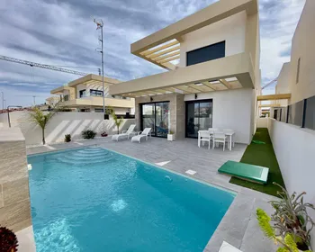 Villa in Los Montesinos - M203837