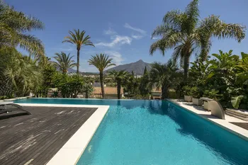 Villa in Las Brisas - M217369