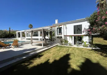 Villa en El Rosario - M225710