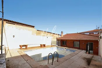 Semi Detached in Pinos del Valle - M240788