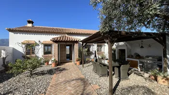 Finca / Country Home in Coín - M242749