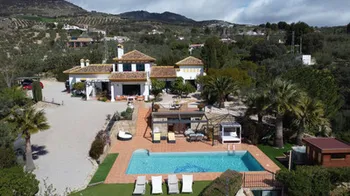 Finca / Country Home in Antequera - M258977