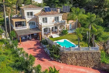 Villa in El Padron - M261853