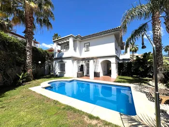 Villa in La Cala Hills - M263072