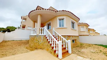 Villa in San Miguel de Salinas - M266300