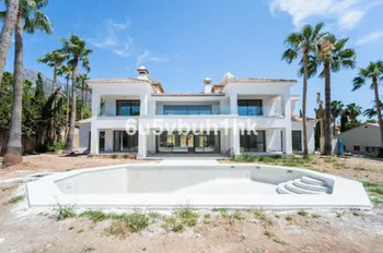 Villa in Sierra Blanca - M266912