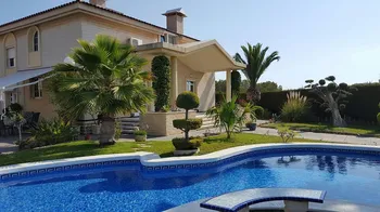 Villa in Mil Palmeras - M270212