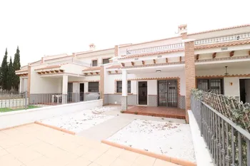 Townhouse in San Miguel de Salinas - M271196