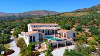 Villa en Alcaucín - M276327