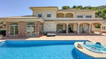 Villa in Málaga Este - M276605