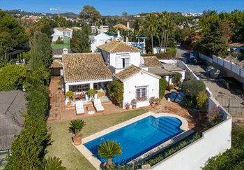 Villa in Marbella - M280840