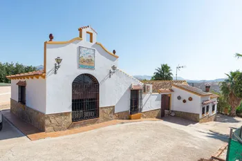 Finca / Propiedad rural in Álora - M281305