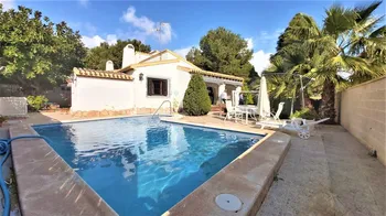 Villa en Torrevieja - M281907