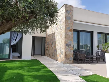 Villa in Santiago de la Ribera - M283065