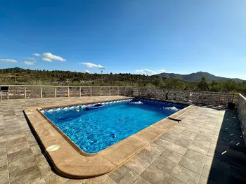 Finca / Propiedad rural in Hondón de las Nieves - M284539