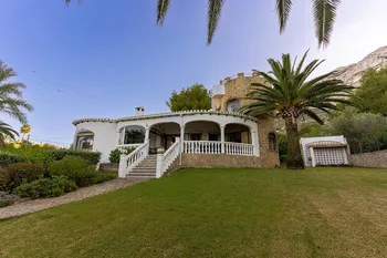 Villa in Dénia - M285227