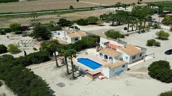 Villa in Catral - M286356