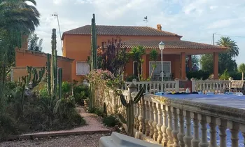 Villa in Elche - M286550