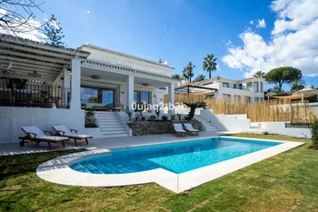 Villa in Nueva Andalucía - M287138