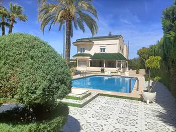 Villa in Elche - M287604