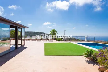 Villa in Almayate - M287894