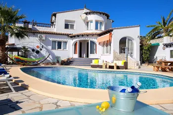 Villa in Moraira - M288319