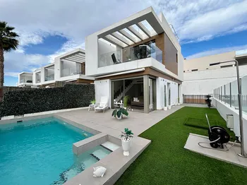 Villa in Villamartin - M289790