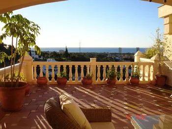 Townhouse in Elviria - M290100