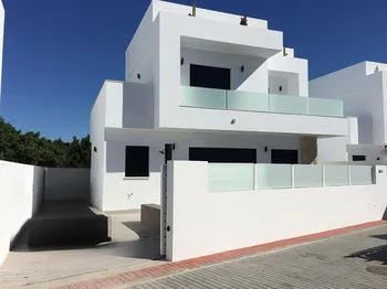 Villa in Los Montesinos - M293008