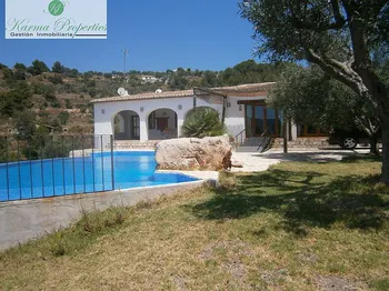 Finca / Country Home in Benissa - M065009