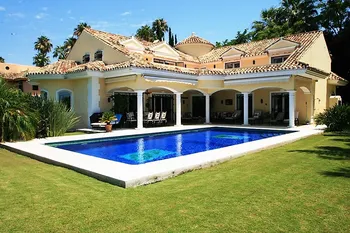 Villa en Nueva Andalucía - M093893
